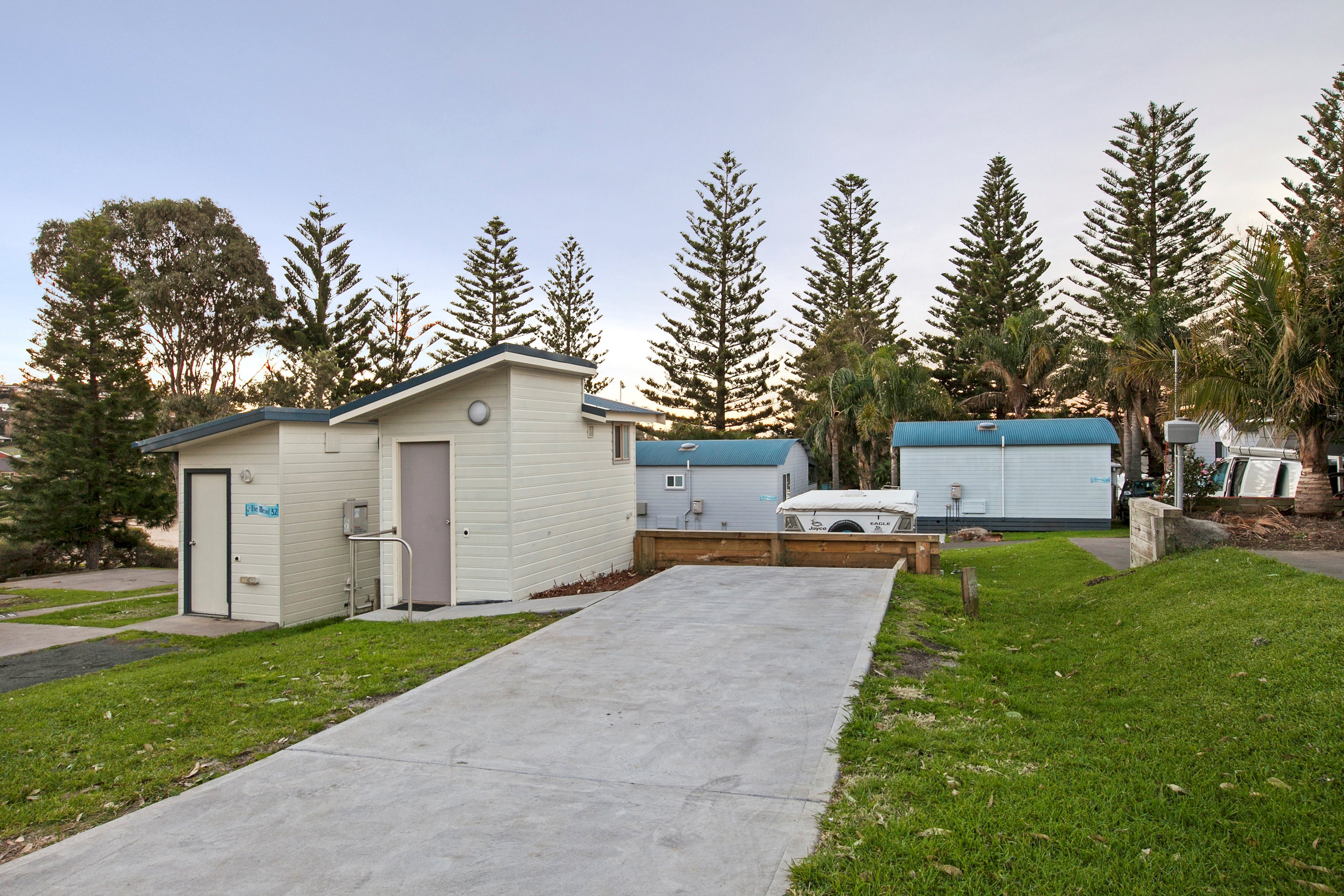 Surf Beach Holiday Park Destination Wollongong